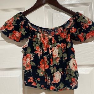 Abercrombie & Fitch Crop Top